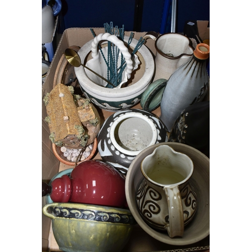 409 - THREE BOXES AND LOOSE CERAMICS, to include a Glyn Colledge for Denby mug depicting a huntsman and a ... 