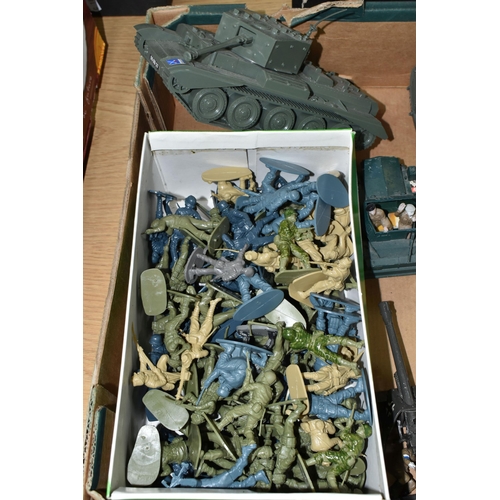 419 - A QUANTITY OF ASSORTED DIECAST AND PLASTIC MILITARY VEHICLES AND TOY SOLDIERS, to include boxed Dink... 