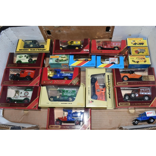 425 - A QUANTITY OF BOXED MATCHBOX 'MODELS OF YESTERYEAR' DIECAST MODELS, mainly 1970s/1980s issues includ... 