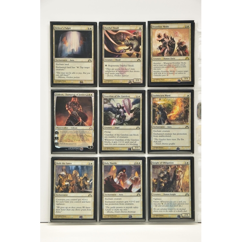 266 - COMPLETE MAGIC THE GATHERING: GATECRASH FOIL SET, all cards are present, genuine and are all in near... 