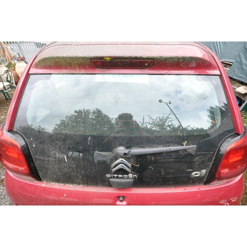 1003 - A CITROEN C1 1.0 VTi FEEL 3 DOOR HATCHBACK CAR, DX17 WPA, in red, manual gearbox, 998cc petrol engin... 