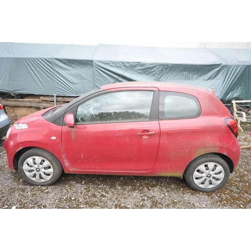 1003 - A CITROEN C1 1.0 VTi FEEL 3 DOOR HATCHBACK CAR, DX17 WPA, in red, manual gearbox, 998cc petrol engin... 