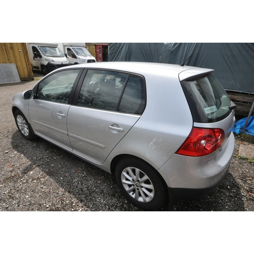 1004 - A VOLKSWAGON GOLF 1.6 FSI MATCH 5 DOOR HATCHBACK CAR, BD08 VKM, in silver, manual gearbox, 1598cc pe... 