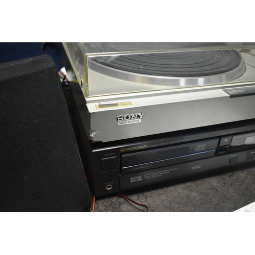 1058 - A NATIONAL PANASONIC SG-1070L together with a pair of matching speakers, manual and microphone (PAT ... 