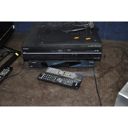 1105 - A LG 37LS570T 37in SMART TV with remote  (PAT pass and working) along with a Toshiba DVD /Video and ... 