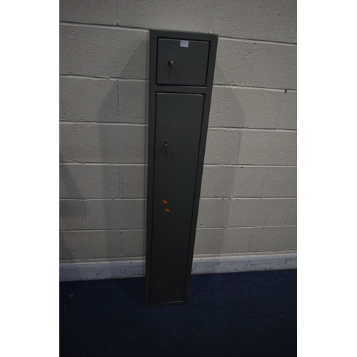 1273 - A BRATTONSOUND METAL GUN AND AMMUNITION SAFE, the larger door enclosing five gun sections width 27cm... 