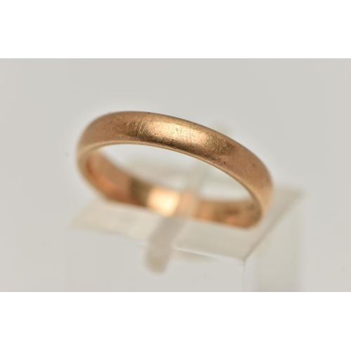 74 - A 22CT GOLD POLISHED BAND RING, approximate band width 3.7mm, hallmarked 22ct Birmingham, ring size ... 