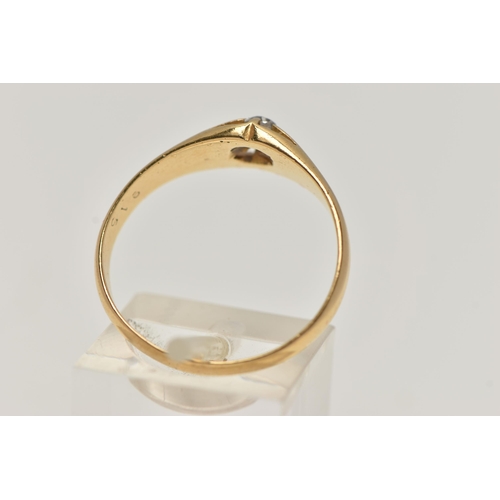 79 - AN EARLY 20TH CENTURY 18CT GOLD, DIAMOND SIGNET RING, single old cut diamond, estimated diamond weig... 