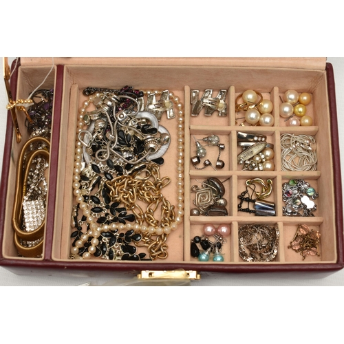 100 - A JEWELLERY BOX WITH COSTUME JEWELLERY, to include a mother of pearl bead necklace, beaded necklaces... 