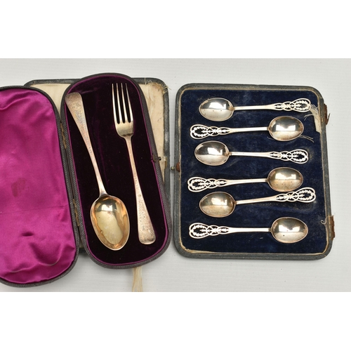 119 - A GEORGE V CASED SET OF TEASPOONS AND VICTORIA I CASED CHRISTENING SET, a set of six tea spoons deta... 