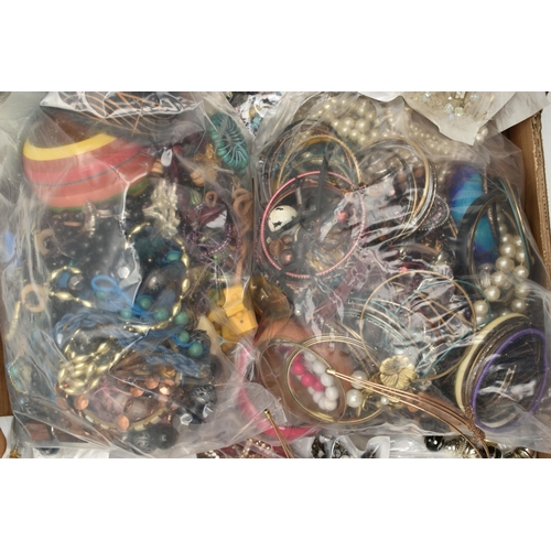 139 - A LARGE BOX OF ASSORTED COSTUME JEWELLERY, to include a selection of unopened jewellery items, also ... 