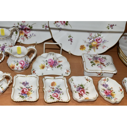 366 - A COLLECTION OF ROYAL CROWN DERBY 'DERBY POSIES' PATTERN DINNERWARE AND GIFTWARE, comprising a coffe... 