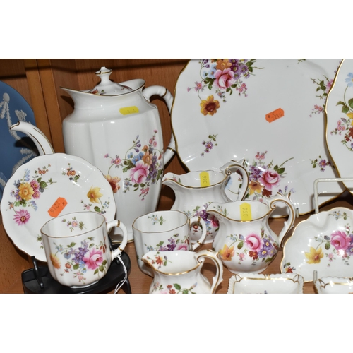 366 - A COLLECTION OF ROYAL CROWN DERBY 'DERBY POSIES' PATTERN DINNERWARE AND GIFTWARE, comprising a coffe... 