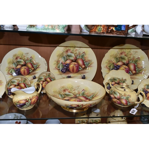 378 - ELEVEN PIECES OF AYNSLEY ORCHARD GOLD TEA AND DINNER WARES, comprising a footed fruit/salad bowl, a ... 