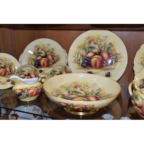 378 - ELEVEN PIECES OF AYNSLEY ORCHARD GOLD TEA AND DINNER WARES, comprising a footed fruit/salad bowl, a ... 