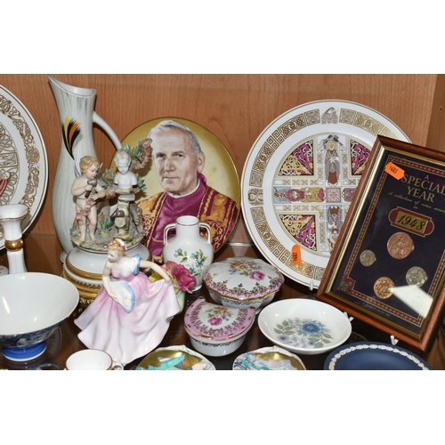 390 - A GROUP OF CERAMICS AND MISCELLANEOUS ITEMS, to include a Royal Worcester blush ivory twin handled b... 