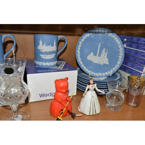 398 - A COLLECTION OF WEDGWOOD JASPERWARES, SILVER, GLASS AND CLOCKWORK TOYS, comprising boxed Wedgwood Ja... 