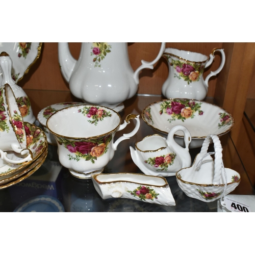 400 - THIRTY NINE PIECES OF ROYAL ALBERT OLD COUNTRY ROSES TEA AND GIFT WARES, comprising a coffee pot, a ... 