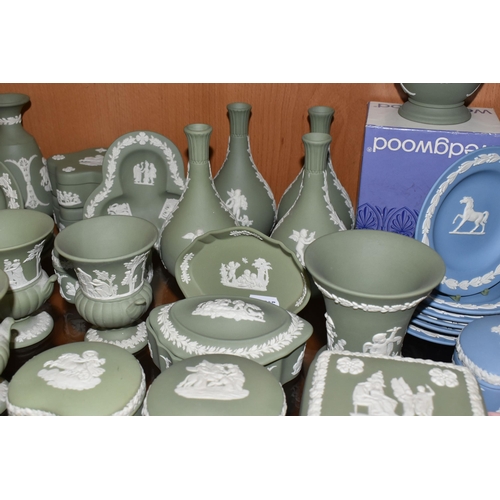 401 - A QUANTITY OF WEDGWOOD JASPERWARES, approximately fifty five pieces, mainly in sage green and pale b... 