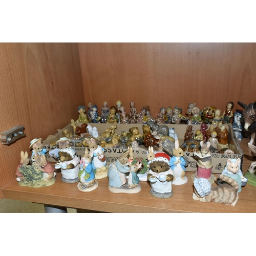 402 - A QUANTITY OF CERAMICS AND OTHER ORNAMENTS, to include four Enchantica figures including limited edi... 