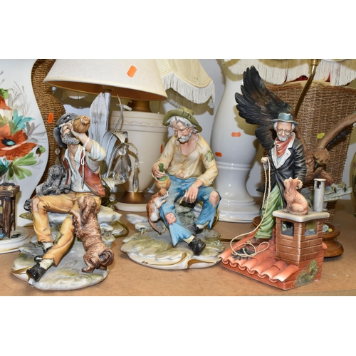 458 - A GROUP OF CAPODIMONTE FIGURES, TABLE LAMPS AND DECORATIVE HOMEWARES, to include six Capodimonte fig... 