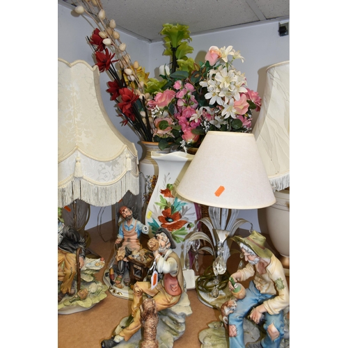 458 - A GROUP OF CAPODIMONTE FIGURES, TABLE LAMPS AND DECORATIVE HOMEWARES, to include six Capodimonte fig... 