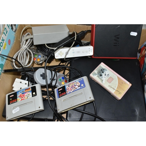 557 - NINTENDO SNES, OTHER CONSOLES AND GAMES, consoles include a SNES, Wii Mini, Xbox 360 and DS Lite, ga... 