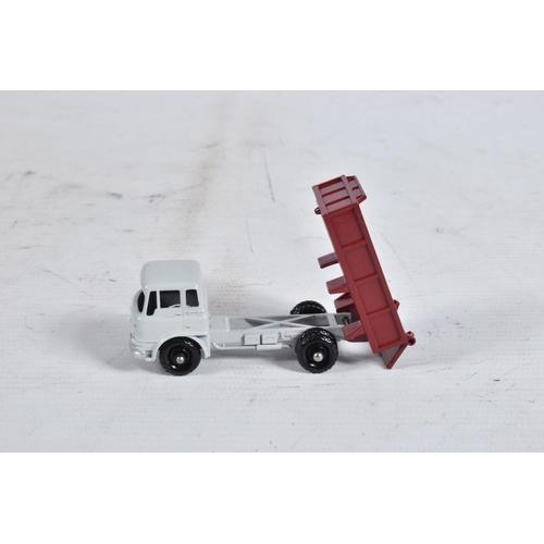 71 - FOUR BOXED AND TWO LOOSE MATCHBOX DIE-CAST VEHICLES, the first a Moko Lesney Bedford Tipper Truck no... 