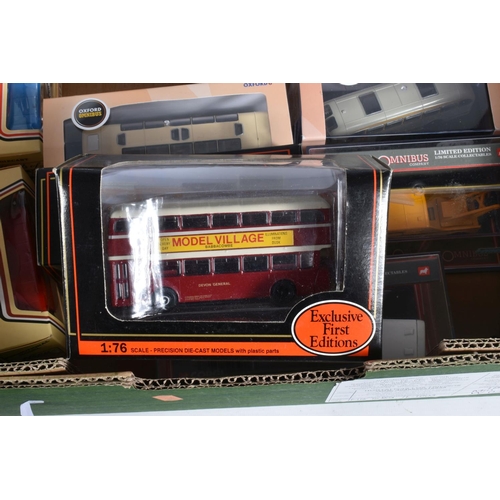 88 - A QUANTITY OF ASSORTED BOXED MODERN BUS AND COACH MODELS, to include E.F.E., Corgi OOC, Oxford Dieca... 