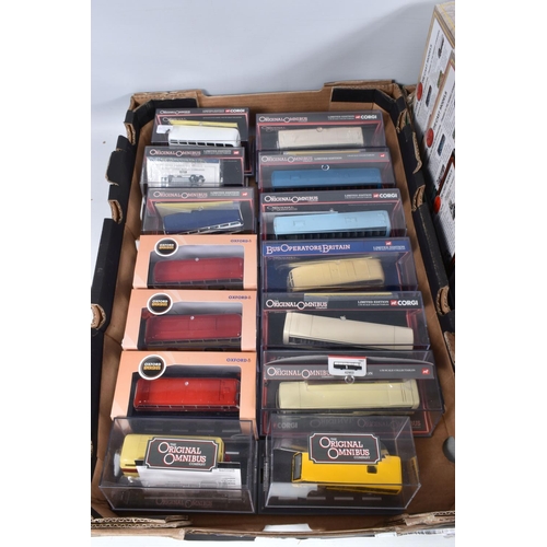 90 - A QUANTITY OF ASSORTED BOXED MODERN BUS AND COACH MODELS, to include E.F.E., Corgi OOC, Oxford Dieca... 