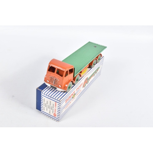 109 - FIVE BOXED DINKY TOYS FODEN WAGONS, all of the boxes are originals, complete and mostly in fair to g... 