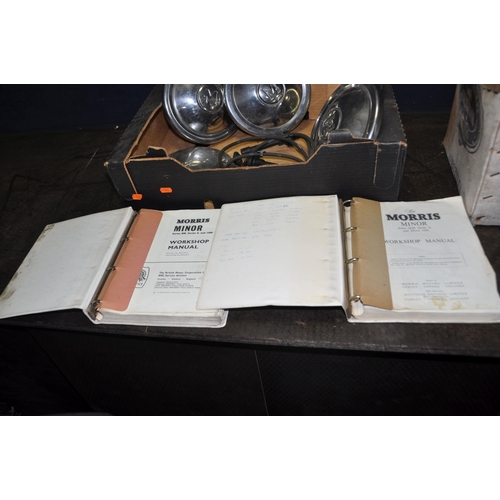 1052 - MORRIS MINOR ACCESSORIES comprising of four 9in chromed hub caps with 'M' to centre, an Austin 8 1/2... 