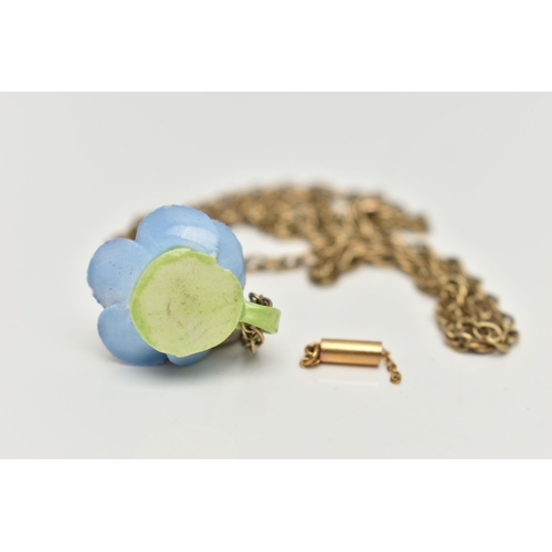 113 - A YELLOW METAL PRINCE OF WALES CHAIN, fitted with a spring clasp, stamped 375, length 520mm, approxi... 