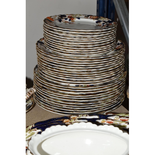 415 - A GROUP OF LOSOL WARE 'TOKIO' PATTERN DINNERWARE, each piece decorated with poppies and picked out i... 