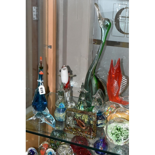 619 - A COLLECTION OF ELEVEN GLASS ANIMAL, BIRD AND FISH  PAPERWEIGHTS AND ORNAMENTS, including three Mdin... 