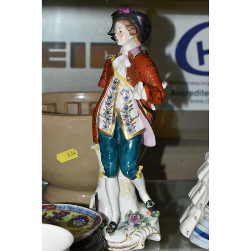 634 - A GROUP OF 19TH AND 20TH CENTURY CERAMICS, including a Coalbrookdale pot pourri and cover of floral ... 