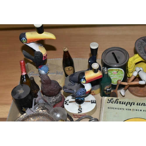 635 - A BOX OF COLLECTABLES OF FISHING, BREWERY / ADVERTISING INTEREST, ETC, including an Enesco Guinness ... 