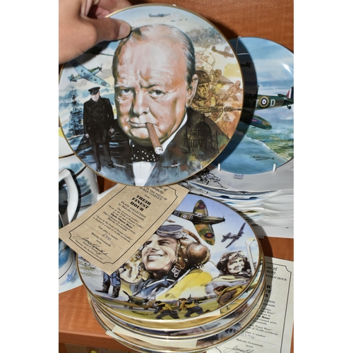 676 - A GROUP OF BOXED AIRCRAFT AND WWI COLLECTOR'S PLATES AND TANKARDS, comprising six Danbury Mint 'Roya... 