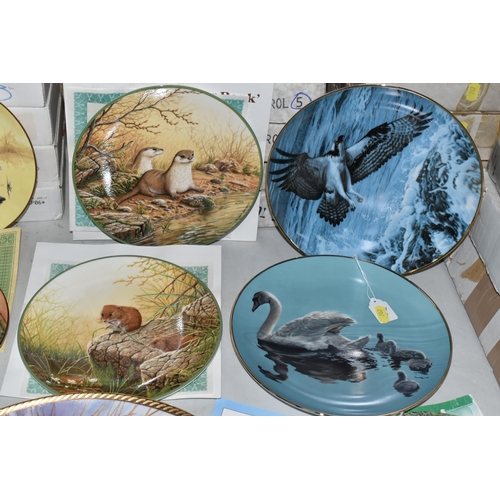707 - FIVE SETS OF BOXED RIVER AND WILDLIFE THEMED COLLECTOR'S PLATES, comprising four oval plates by the ... 