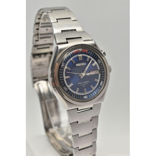 10 - A SEIKO DAY DATE BELL-MATIC WRISTWATCH blue dial with silver colour hourly applied markers, silver c... 