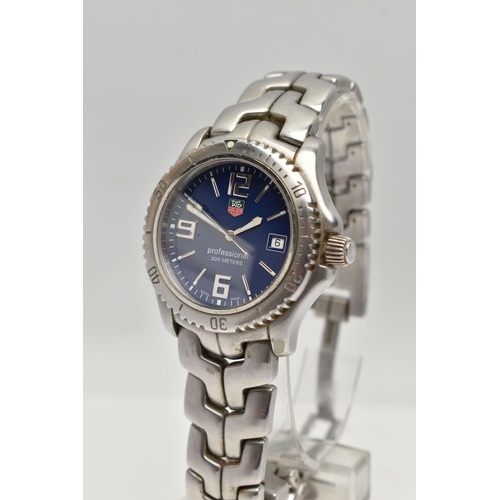 4 - A TAG HEUER PROFFESSIONAL 200M QUARTZ WRISTWATCH, blue dial illuminous silver colour hourly applied ... 