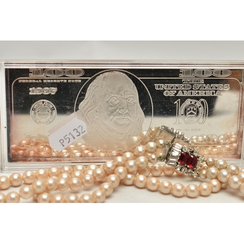 162 - A .999 FINE SILVER ONE HUNDRED DOLLAR BANK NOTE, SILVER NAPKIN RINGS AND A IMITATION PEARL NECKLACE,... 