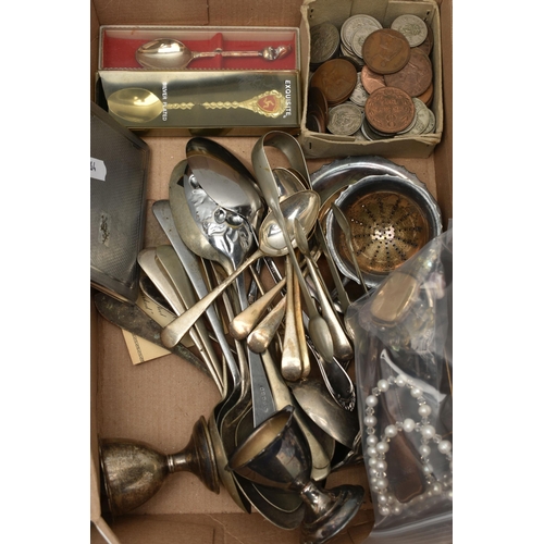 210 - A BOX OF ASSORTED JEWELLERY AND OTHER ITEMS, to include a faith hop love sweetheart brooch, a mother... 
