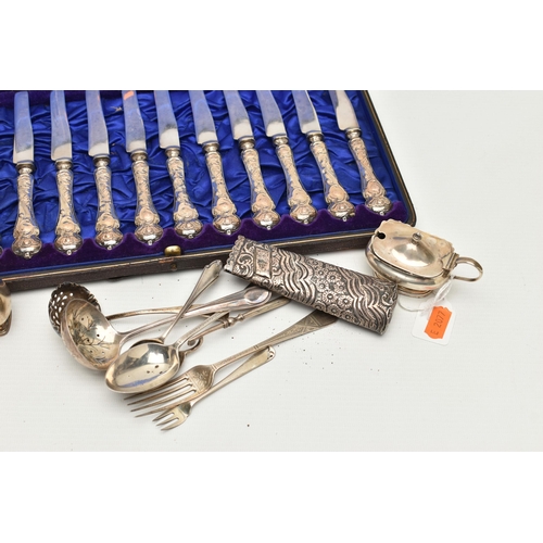 248 - A PARCEL OF ASSORTED SILVER, comprising an Edwardian cased set of twelve silver handled tea knives, ... 