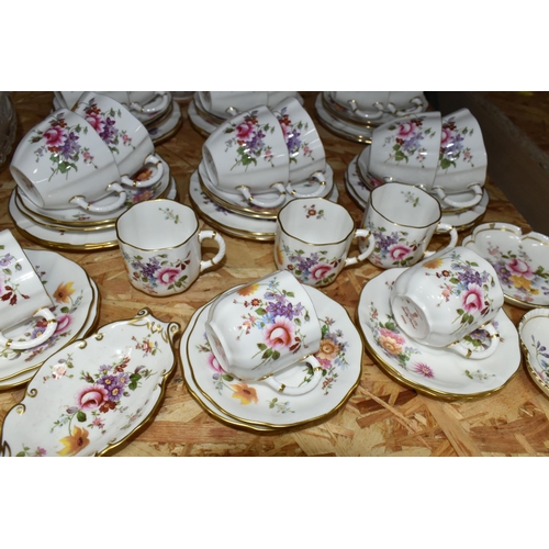 355 - A FIFTY EIGHT PIECE ROYAL CROWN DERBY 'DERBY POSIES' TEA SET AND GIFTWARES, comprising a teapot, two... 