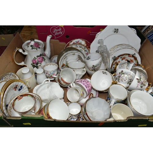 360 - FOUR BOXES OF CERAMICS AND GLASS WARES, to include a uranium glass fruit bowl, a pair of pale pink g... 