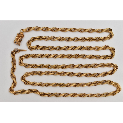 1 - A GEORGIAN TEXTURED LINK LONG CHAIN, textured multi-link chain, fitted with a canetellie barrel clas... 