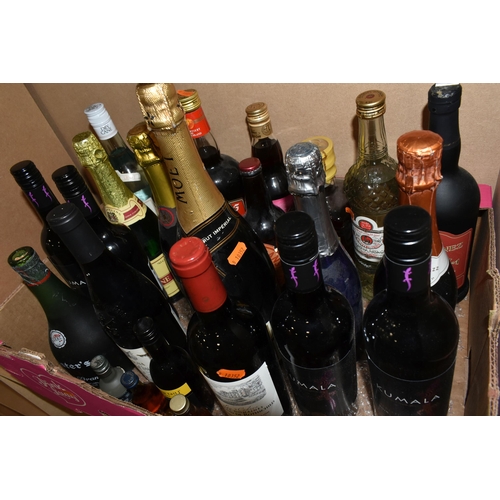 294 - WINE & SPIRIT, A Collection of twenty bottles of Alcohol comprising six bottles of Red Wine includin... 