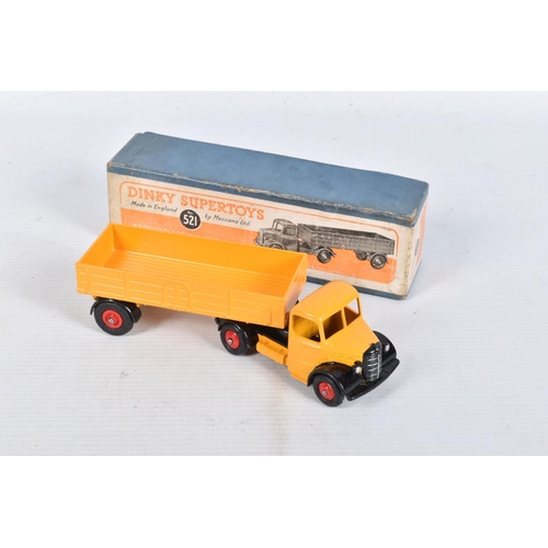 27 - FOUR MECCANO DINKY SUPERTOYS MODEL DIE-CAST VEHICLES, the first a Blaw Knox Bulldozer no.561, red in... 