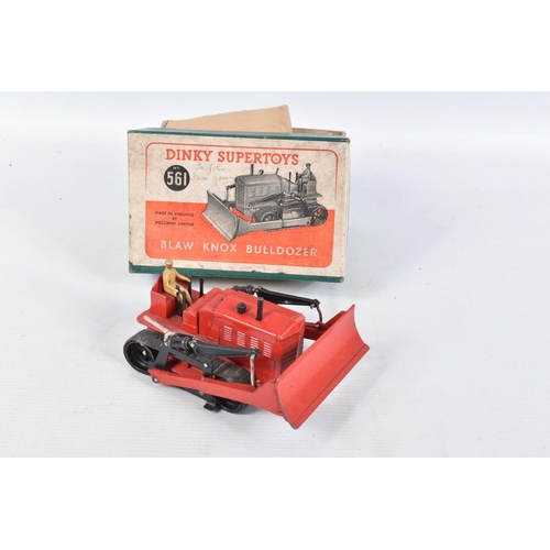 27 - FOUR MECCANO DINKY SUPERTOYS MODEL DIE-CAST VEHICLES, the first a Blaw Knox Bulldozer no.561, red in... 